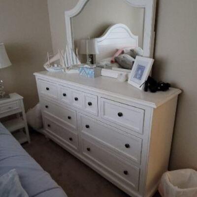 White wood dresser