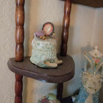 Porcelain figurines