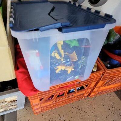 Toy container