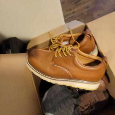 Leather shoes