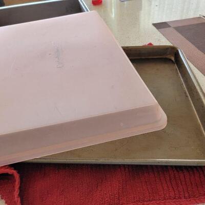 Calphalon cookware baking trays