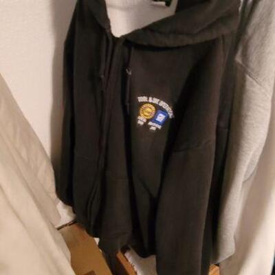 GM hoodie