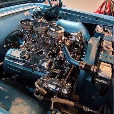 1965 Pontiac GTO engine detail