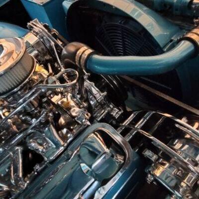 1965 Pontiac GTO engine detail