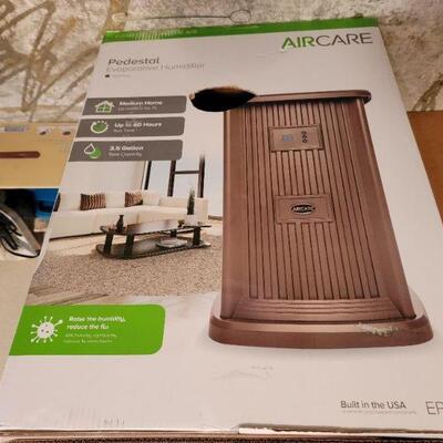 Aircare pedestal humidifier