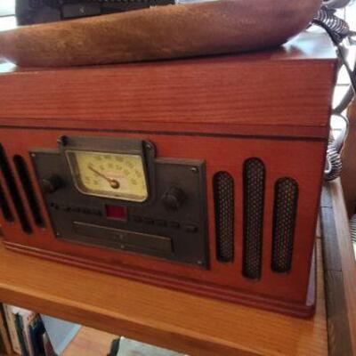 Vintage radio/record player