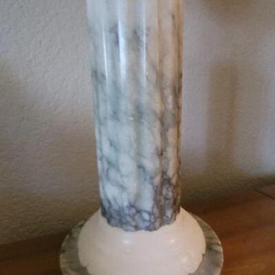 White and grey marbled table lamp (detail)