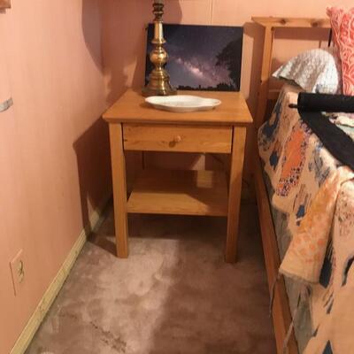 Nightstand/End Table