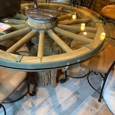 Wagon Wheel dining table and chairs ( does not include the laptop !)