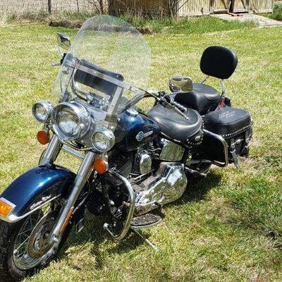 2002  Harley Davidson 
Heritage Softail
Blue
Issues:  Unknown of any. Battery has been replaced within the past week.
Mileage:   

Price:...