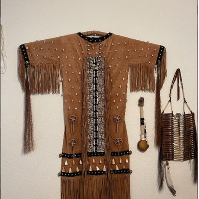 American Indian dress