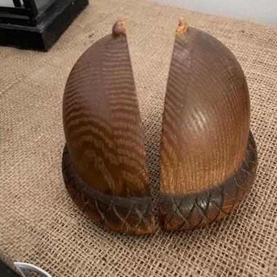 Acorn shaped wood bookends