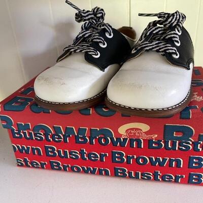 Buster Brown girls shoes