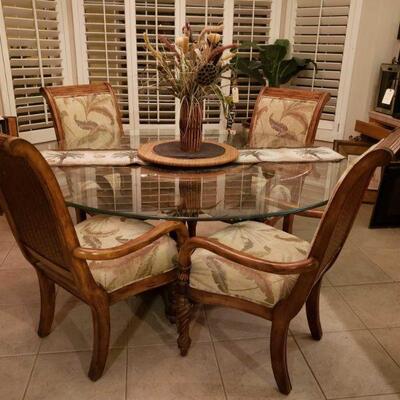 #4500 â€¢ Dinning Room Table, 4 Chairs and Lazy susan