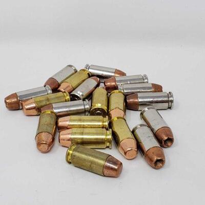828	

19 ROUNDS .40 WIN
19 ROUNDS .40 WIN

