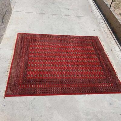 2112	

Hand Crafted Rug
Measures Approx 12'×114