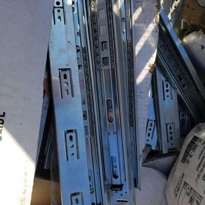 80566	

Crate of ball bearing slides
Ball bearing slides approx 20 inches Approx: 16 boxes each box has Approx: 12 pairs
 