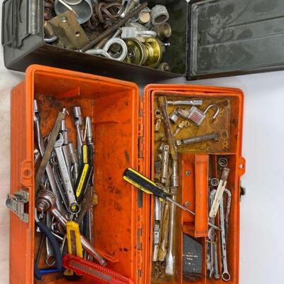 8726	

One tool box full of miscellaneous tools and one ammo can full of miscellaneous hardware
One tool box full of miscellaneous tools...