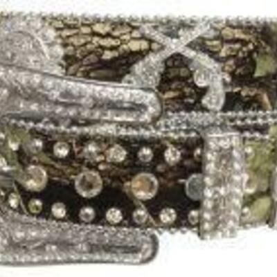 162	
Showman Couture â„¢ Western style bling camo belt with crossed guns conchos