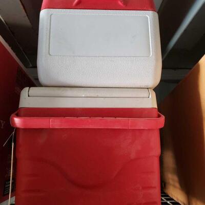 #6110 â€¢ Ice Chests