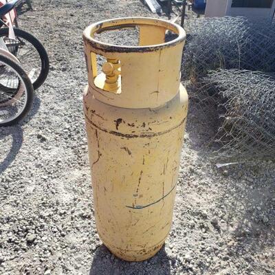 80556	

Propane tank
Propane tank
Yellow propane tank aprox 34 , 10