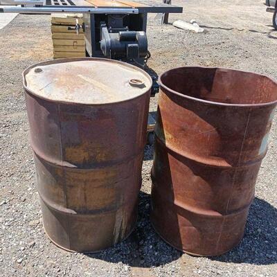 80580	

2 55 gallon drums
2 55 gallon drums 1 with lid 1 with out approx 36 x 23