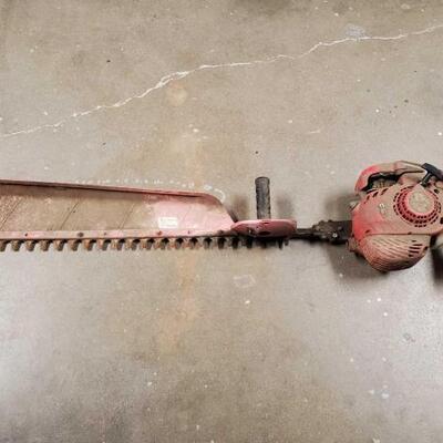 2570	

Shindaiwa Hedge trimmer
Hedge trimmer blade measures approx 39 inches