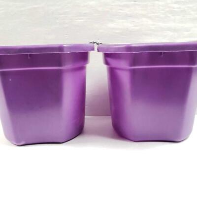 100	
NEW Two (2) 20 Qrt. Flat back bucket, 11