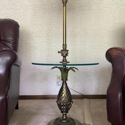 Hollywood Regency Colonial Premier Co Pineapple Brass Floor Lamp w/Glass Top - 61