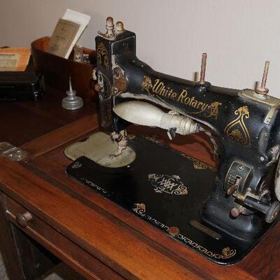 White Sewing Machine- Works well; Needs rewiring and servicing
$40.00 OBO