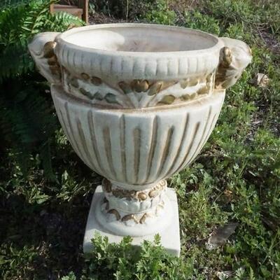 1201	POTTERY PLANTER
