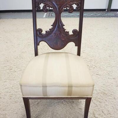 1136	VICTORIAN SIDE CHAIR
