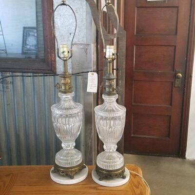 Larger crystal lamp set with marble bases in great working condition!