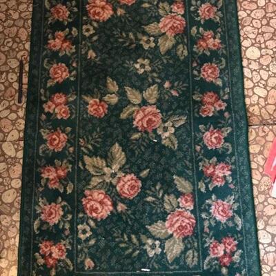 rug $10
24 X 46"