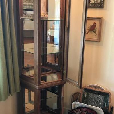 lighted curio cabinet $125
22 X 9 X 72"