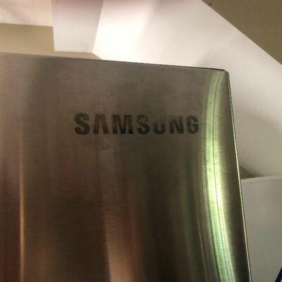 new Samsung never used. been is storage where the handles were left behind. handles will be retrieved on Monday
