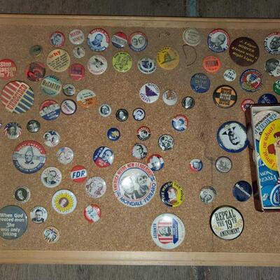 3100	

Corkboard With Pins
Corkboard With Pins