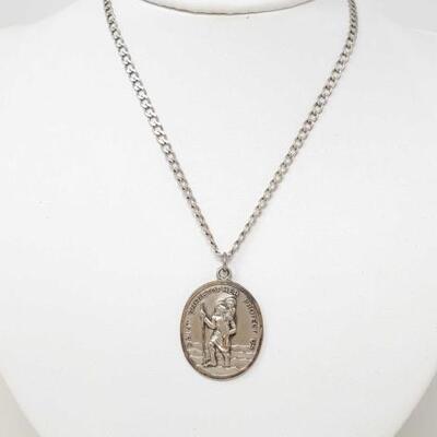 770	

Sterling Silver Necklace and Saint Christopher Pendant-22g
Weighs Approx 22g Measures Approx 26"