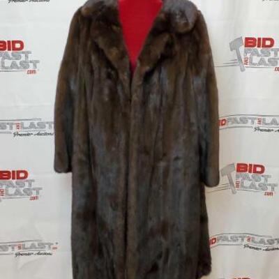 #614 â€¢ Oscar Beverly Hills Fur Coat