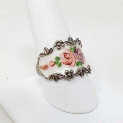 #670 â€¢ Sterling Silver Ring With Painted Roses