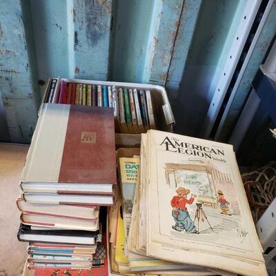 3072: Vintage Books, Magazines 