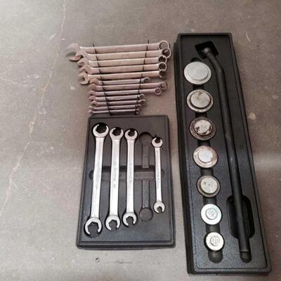 2240	

Snap-on Wrenches & Snap-on Freeze Plug Installer
Snap-on Wrenches & Snap-on Freeze Plug Installer