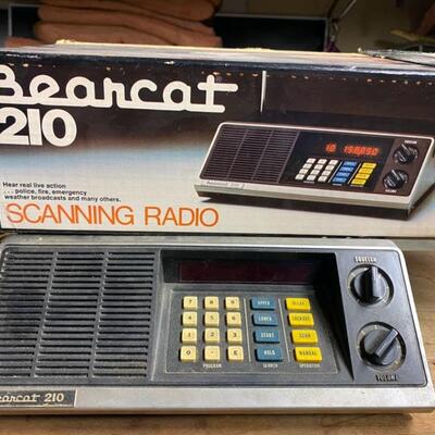 Bearcat 210 Scanning Radio
