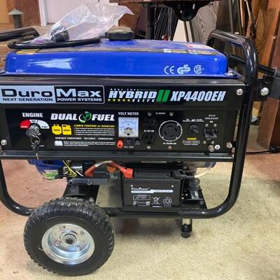 DuroMax Dual Fuel Hybrid Generator 