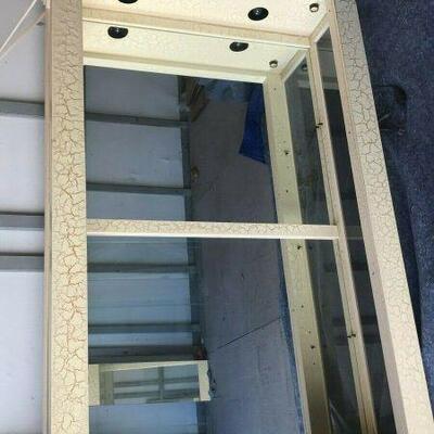 https://www.ebay.com/itm/114806481256	CC0001 Tall Distressed Mirrored Display Pickup Only
