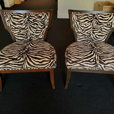 2552	

2 Zebra Accent Chairs
Measures Approx