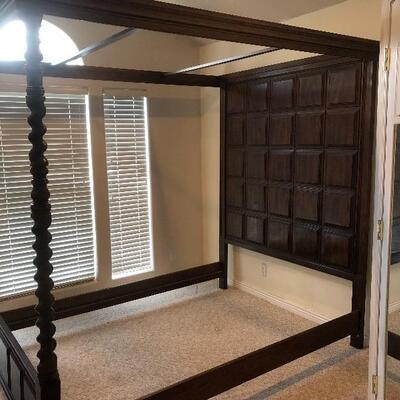 Henredon queen bed frame   $2400
