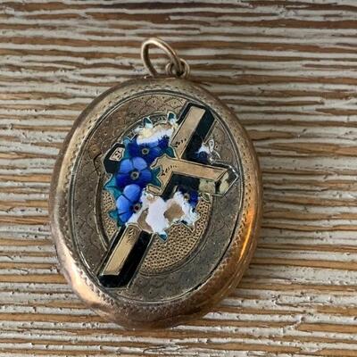 Unmarked -test positive for 10K Gold Victorian locket
enamel is chipped - side is cracked -still has both glass shields