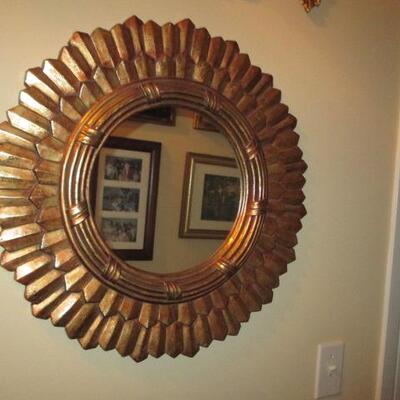 Wall Mirrors To Choose From