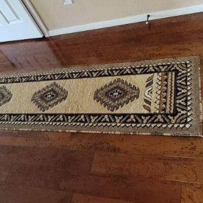 Woven wool carpet/rug